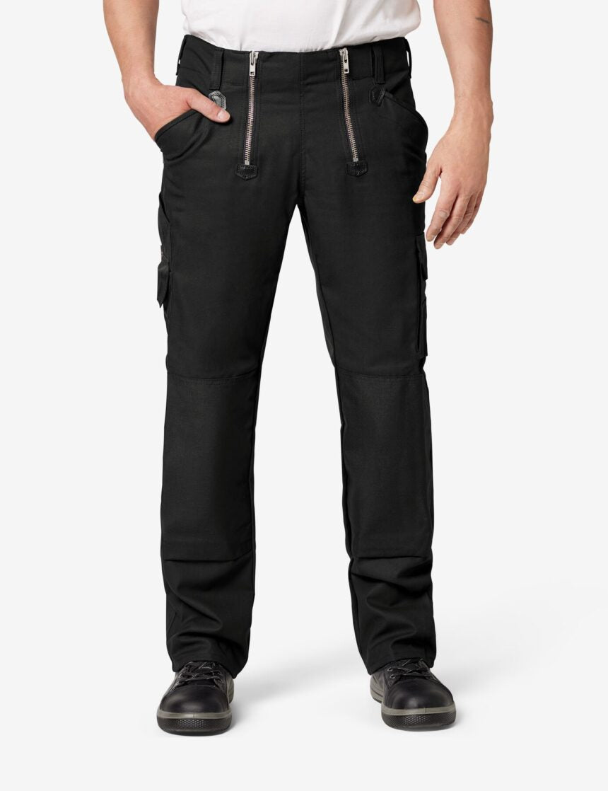 NILS schwarz