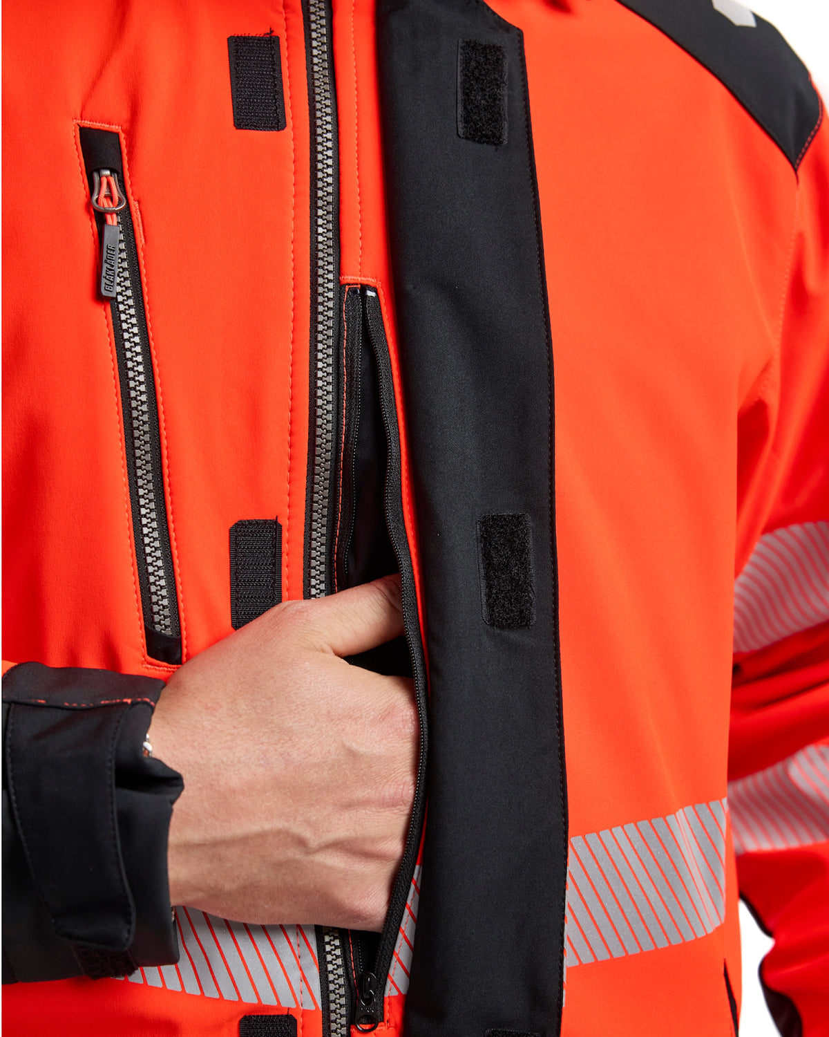 Blåkläder 4400 Blakläd Warnschutz Shoftshell Winterjacke – rot/schwarz