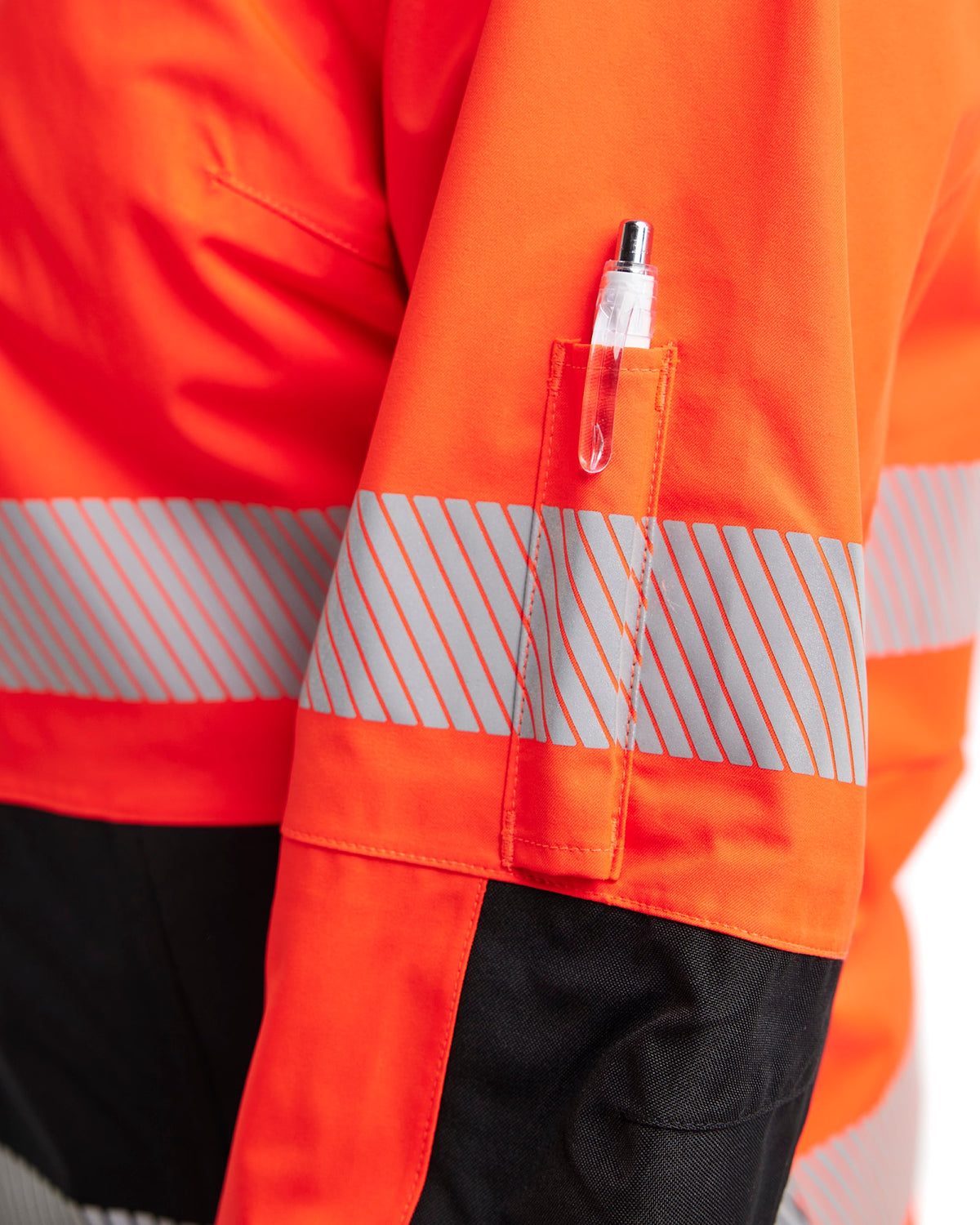 Blåkläder Damen 4436 Warnschutz Regenjacke Kl. 2 – rot/schwarz