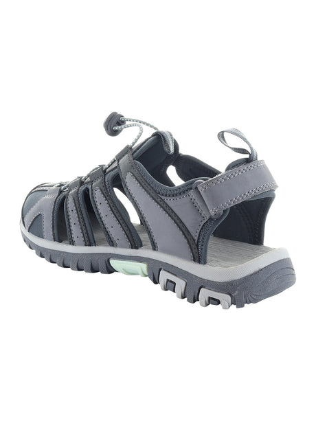 Sandalen Cove