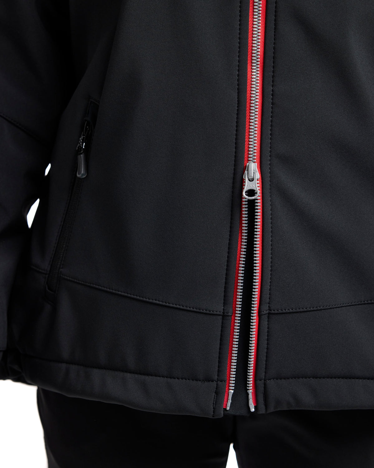 Blåkläder Damen Softshell Winterjacke – schwarz/rot