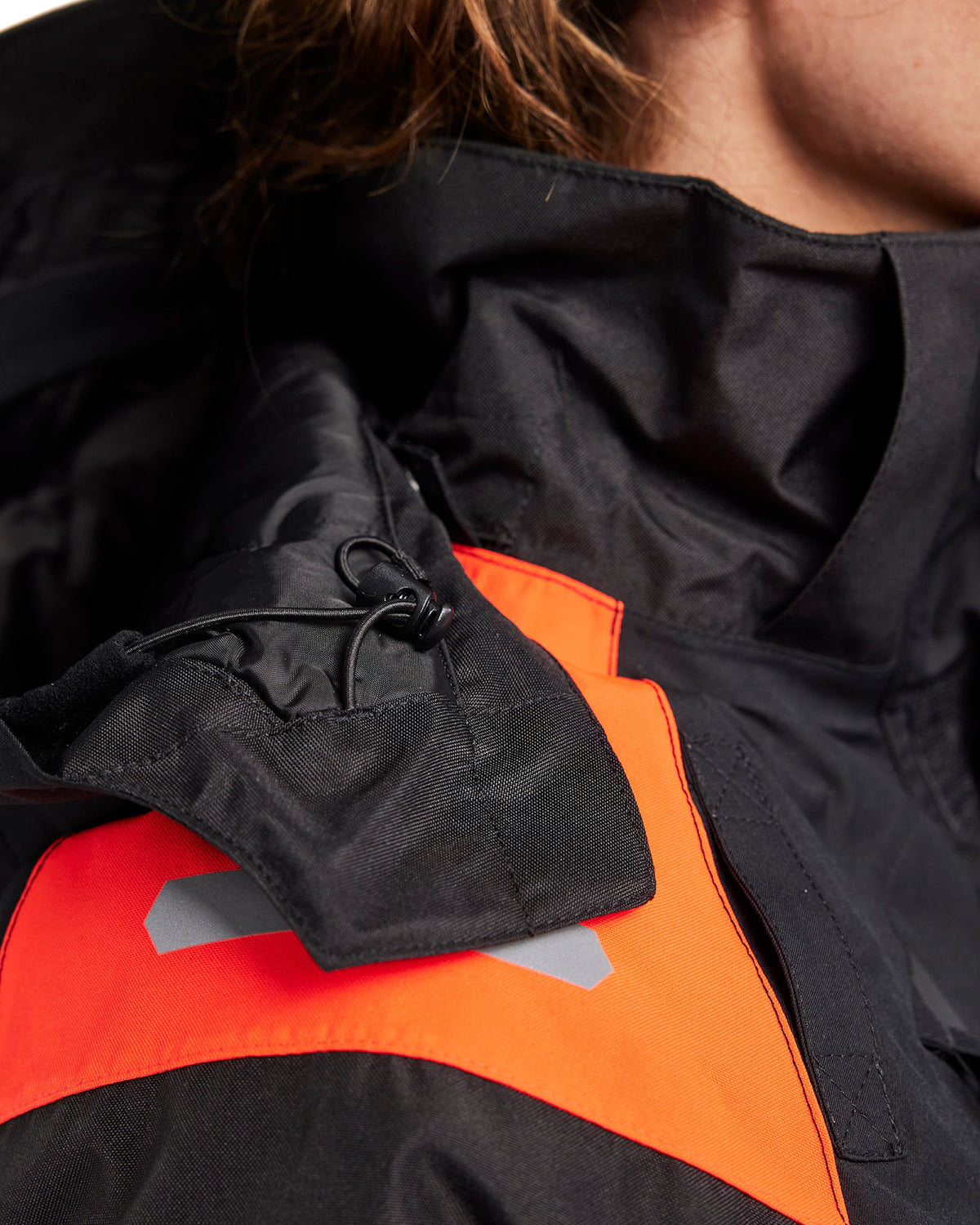 Blåkläder Damen 4470 Warnschutz Winterjacke Kl 1 – schwarz/rot